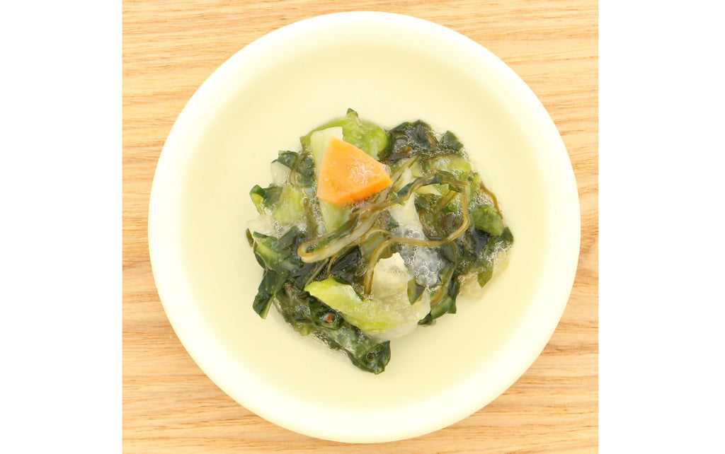 Seasoned Vegetables and Kelp Pickles